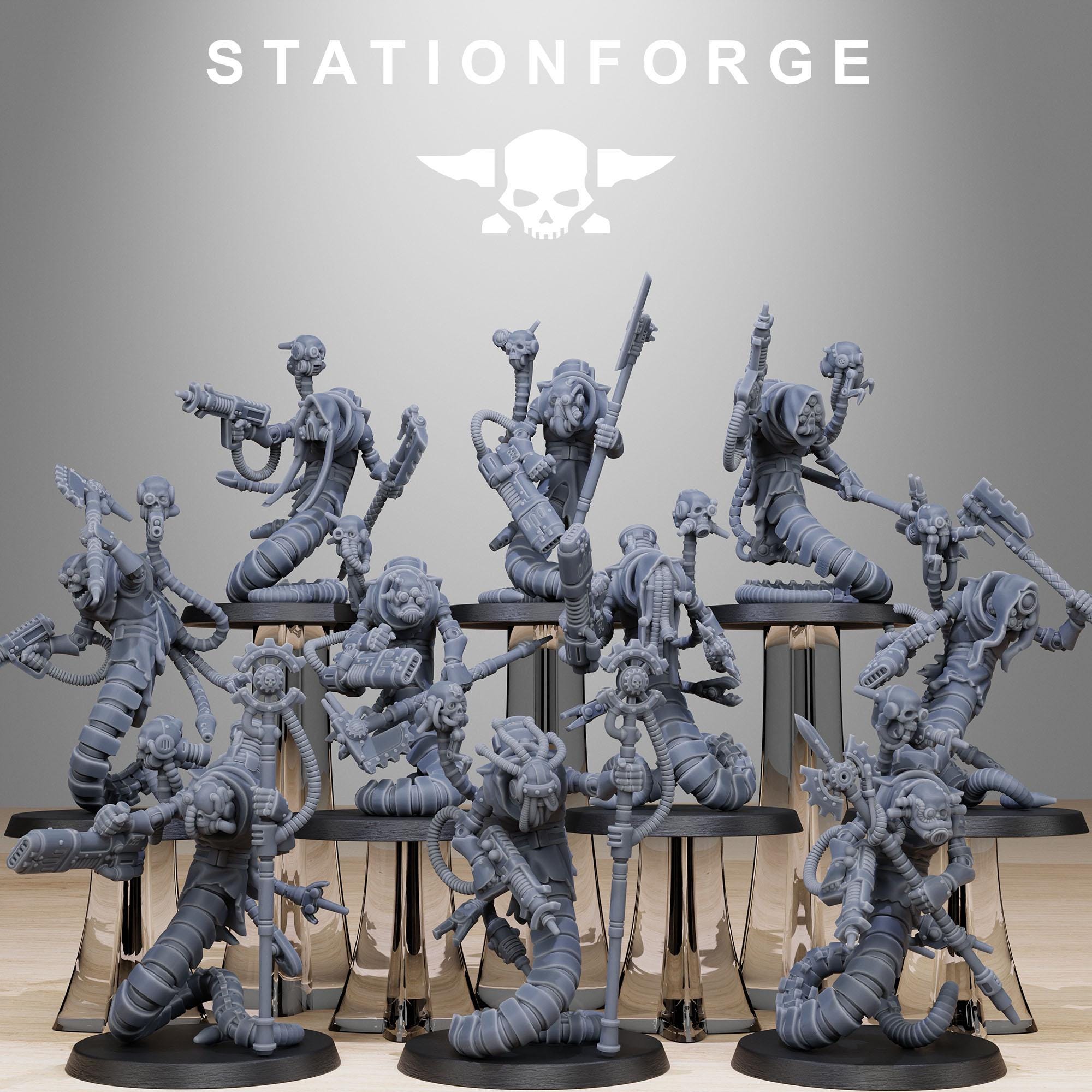 3D Printed Scavenger Serpents by StationForge Miniatures