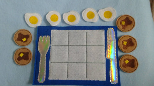 Pancake breakfast tic tac toe Party Favor - pancake slumber party - Board and Pieces - Classic Game - Quiet Toy - BIG FRENCHIES