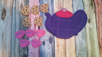 Felt tac toe game - tea party - Tic Tac Toe - tea pot game - Classic Game - Quiet Toy - Birthday Party Favors - cookie - tea cup - BIG FRENCHIES