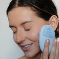 Timeless Facial Cleansing Brush - BIG FRENCHIES
