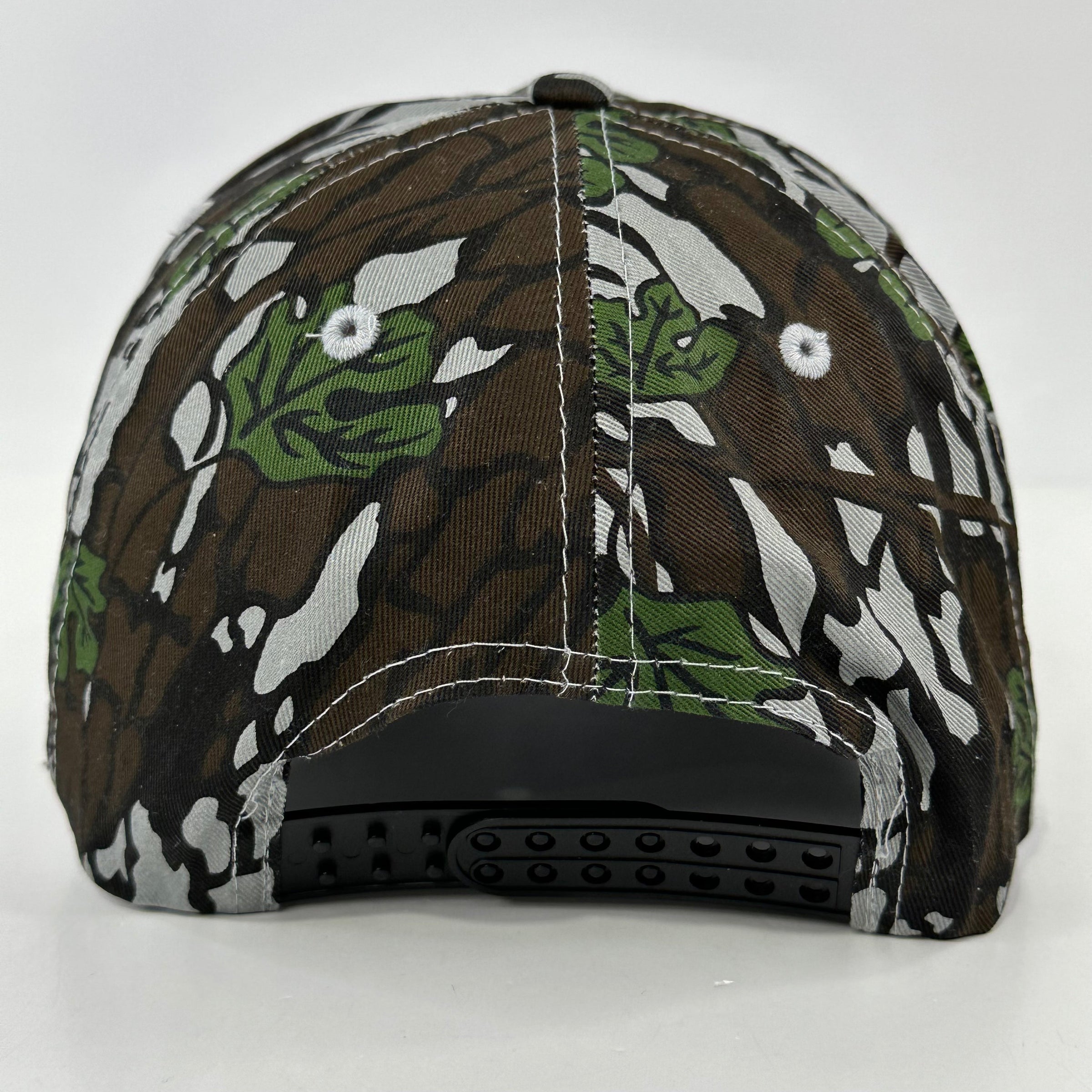 STONE COLD Hunting on a Vintage GREEN CAMO Rope SNAPBACK CAP Deer HAT CUSTOM EMBROIDERED