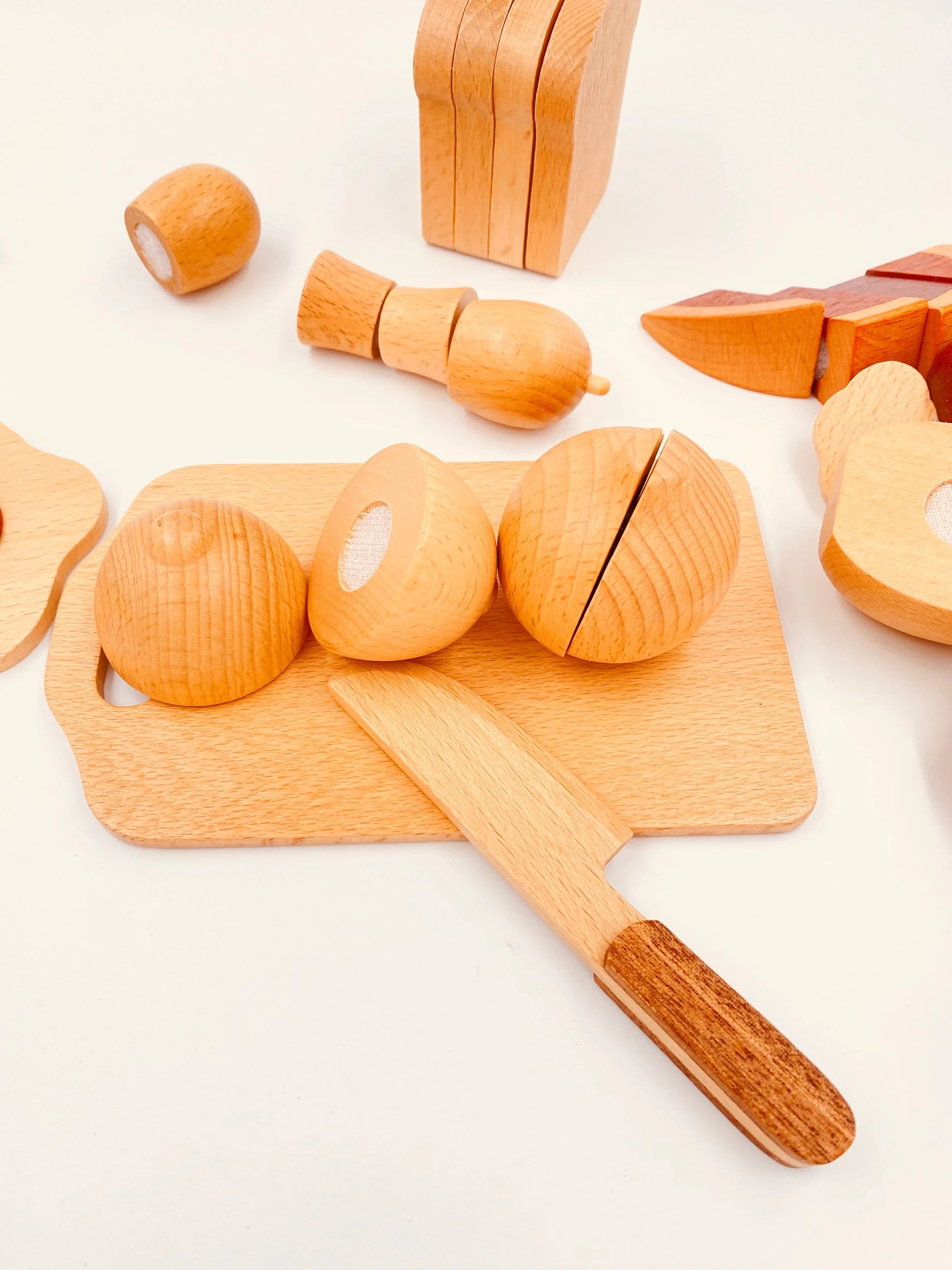 30 Pcs Wooden Fruits and Vegetables Cutting Playset - BIG FRENCHIES