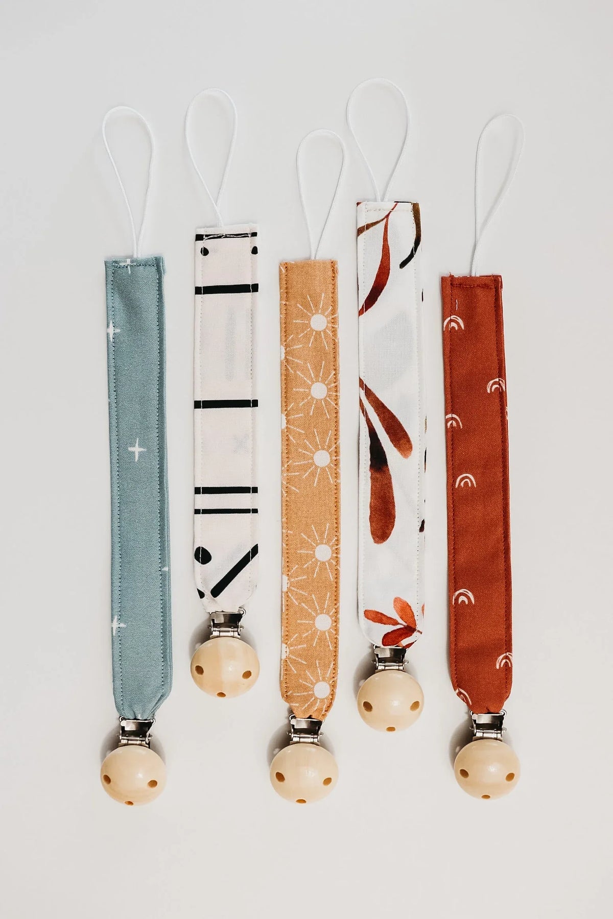 Gaze Pacifier Clip - BIG FRENCHIES