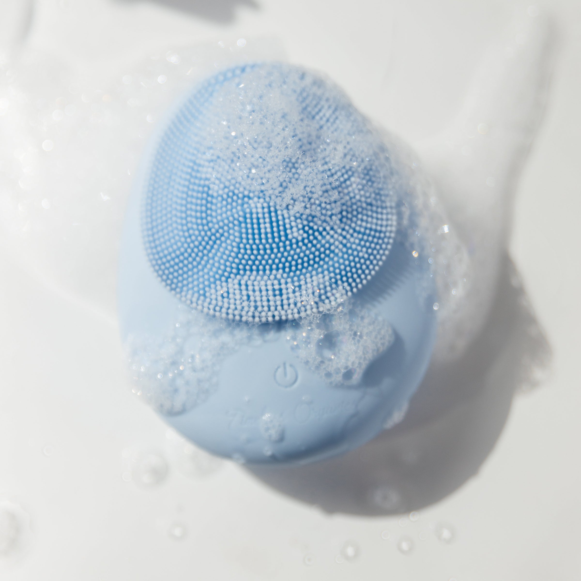Timeless Facial Cleansing Brush - BIG FRENCHIES