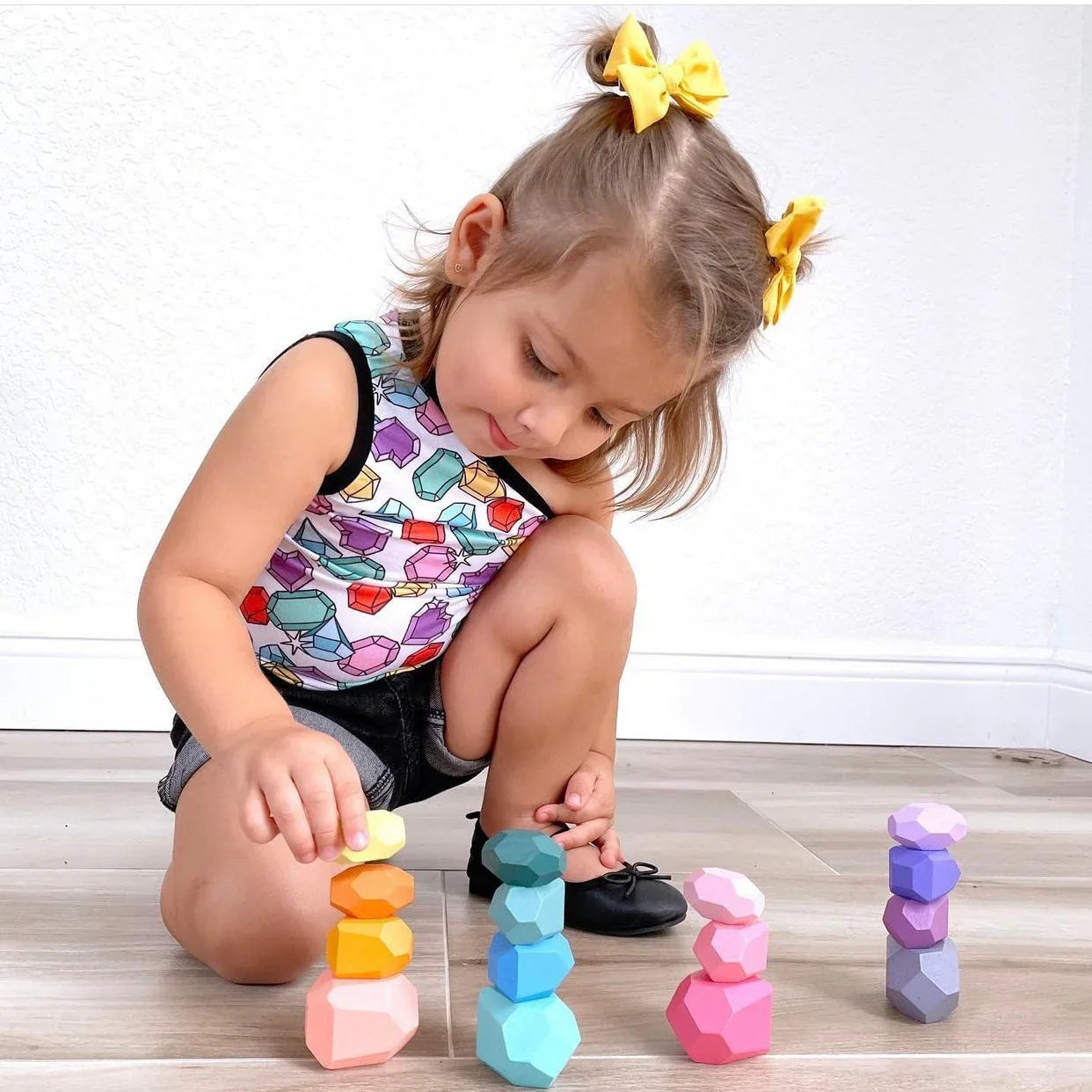 16 Pcs Wooden Stone Balancing Stacking Blocks in Pastel/Macaron Colors - BIG FRENCHIES