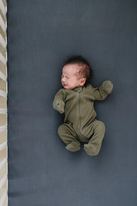 Charcoal Bamboo Stretch Crib Sheet - BIG FRENCHIES