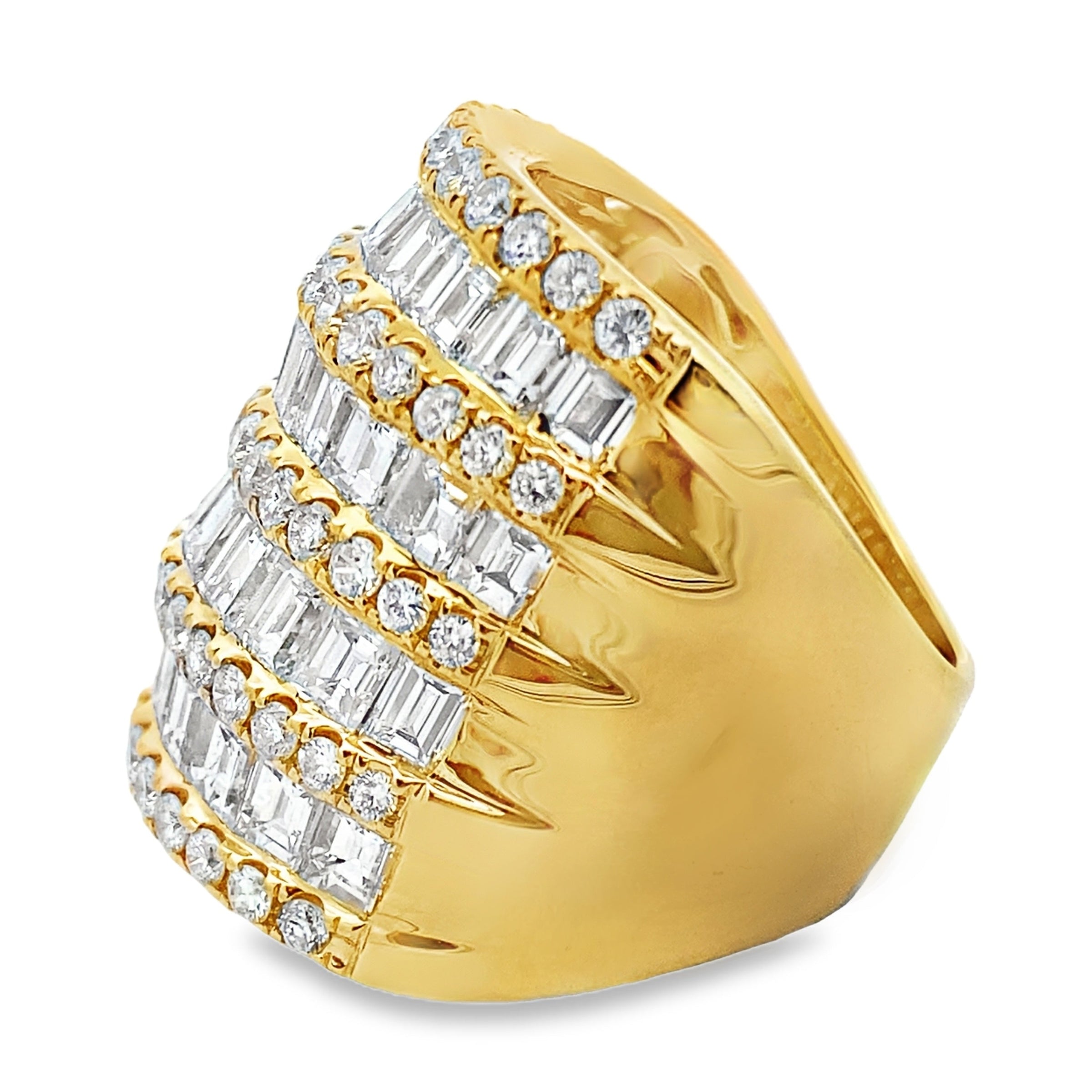 Genuine 6.65ct Diamond Ring 18KT Yellow Gold