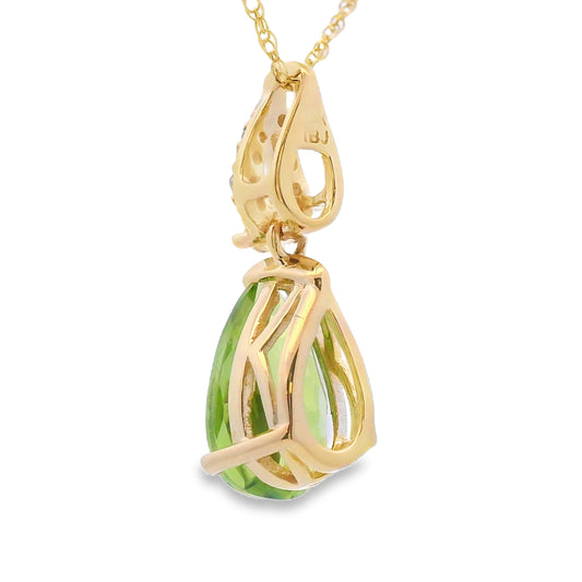 Peridot Diamond Fashion Pendants 10KT Yellow Gold