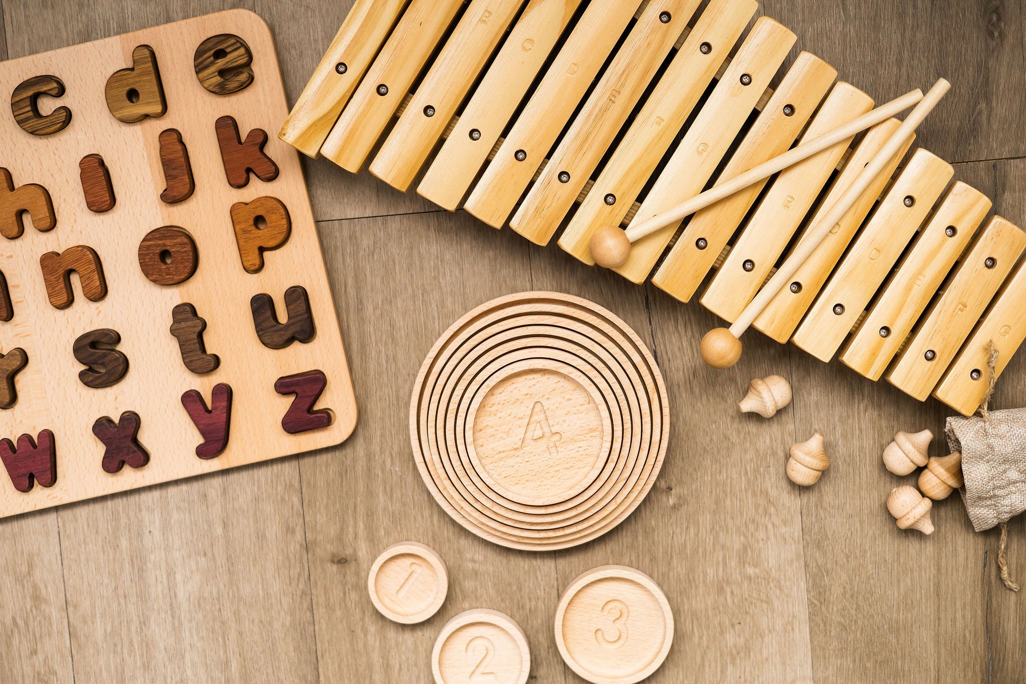 Lowercase A-Z Alphabet Letter Puzzle