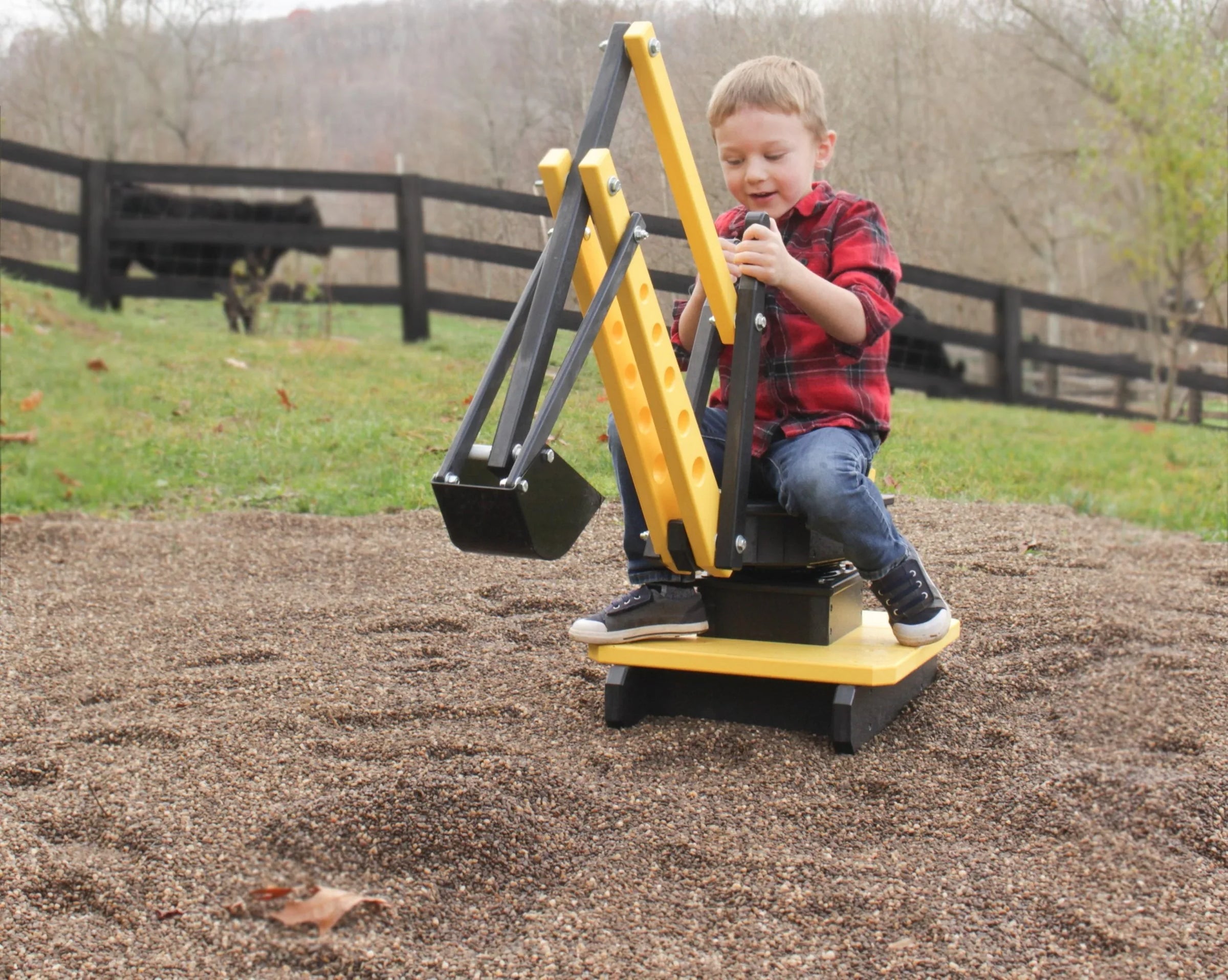 Sand Digger Excavator Toy, with Movable Levers and Metal Digging Bucket - BIG FRENCHIES