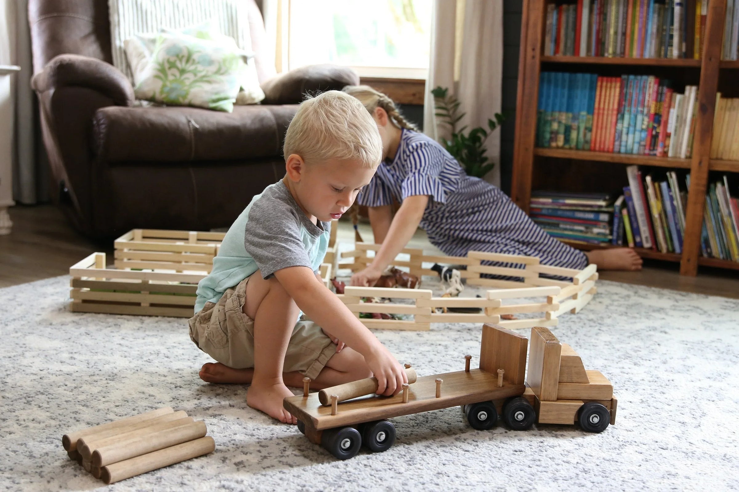 Amish-Made Wooden Log Semi Truck Toy, With Removable Logs - BIG FRENCHIES