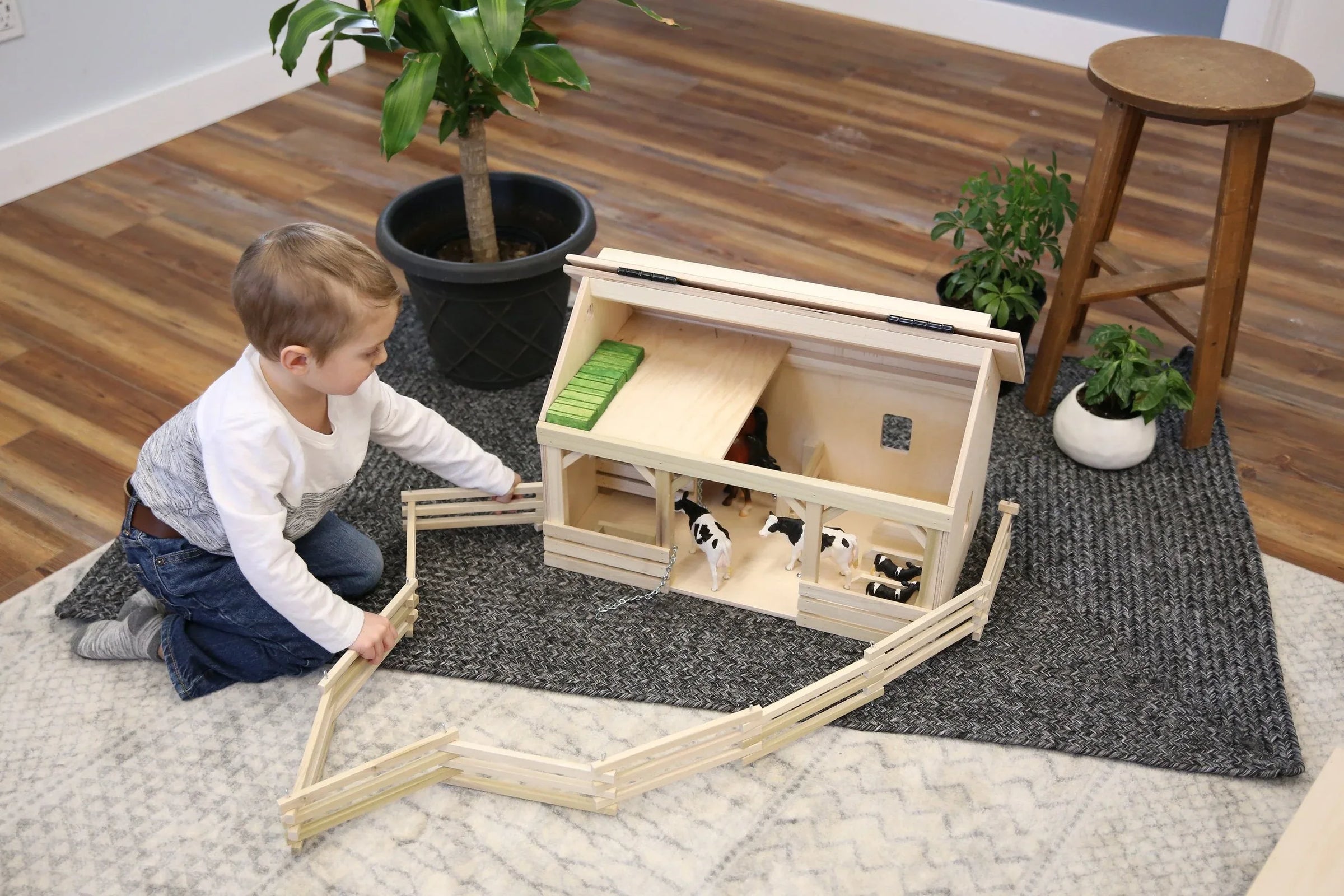 Large A-Frame Barn Toy with Hay Loft, Realistic Wooden Toy Barn - BIG FRENCHIES