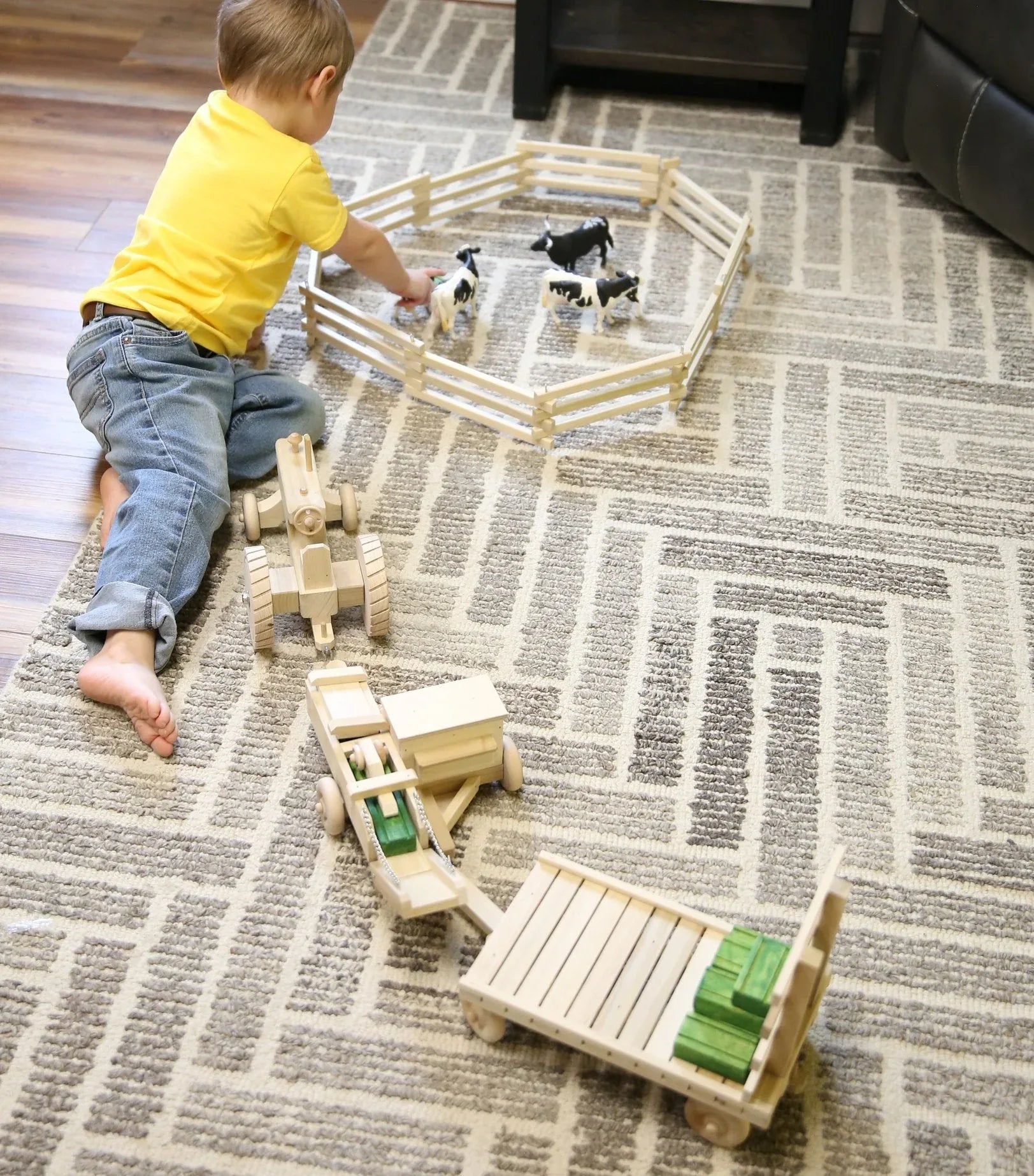 Little Farmer Hay Baling Toy Set - Wooden Toy Tractor, Hay Baler, Hay Wagon and 16 Hay Bales - BIG FRENCHIES