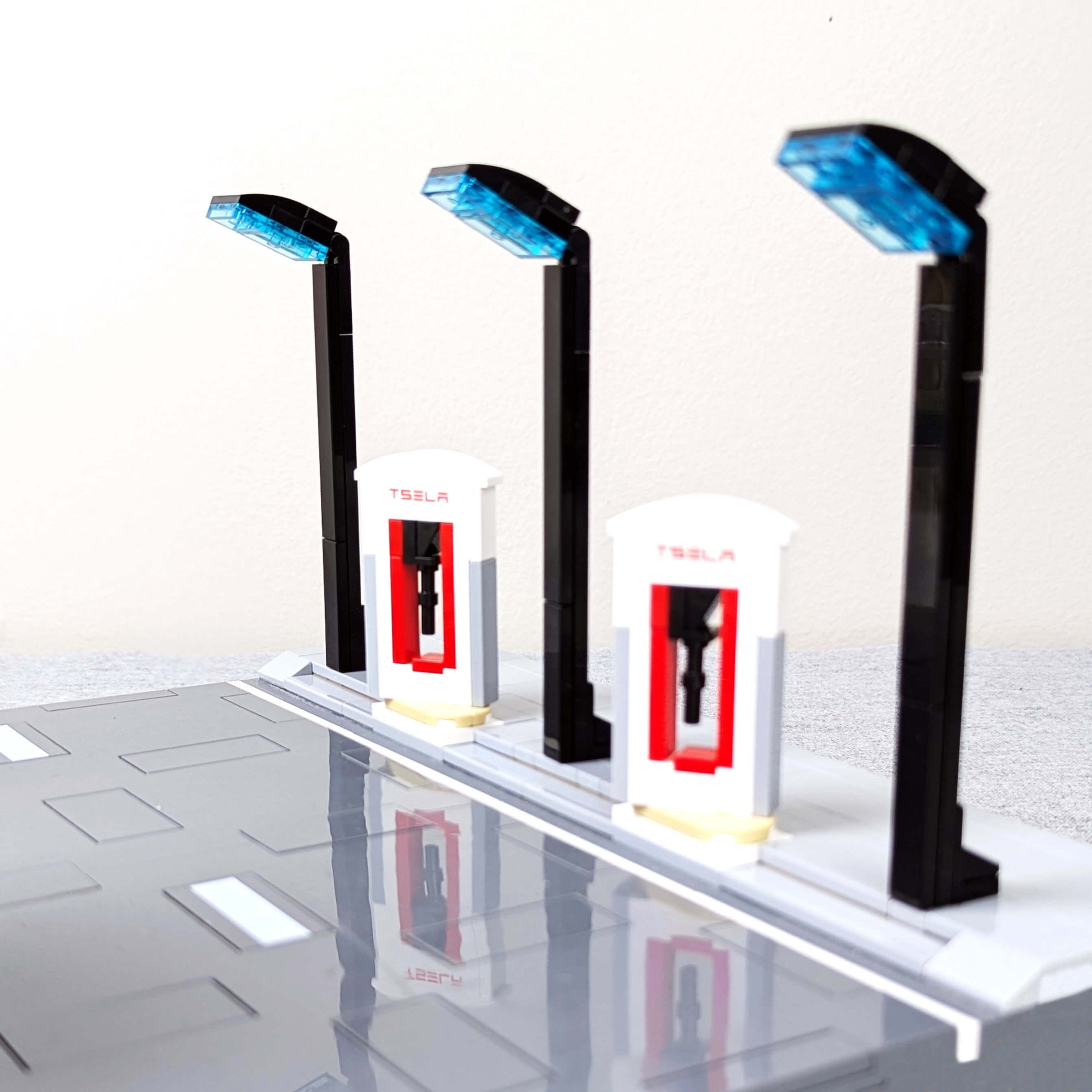 Modern Street Lights - Building Set - Made Using LEGO® Parts