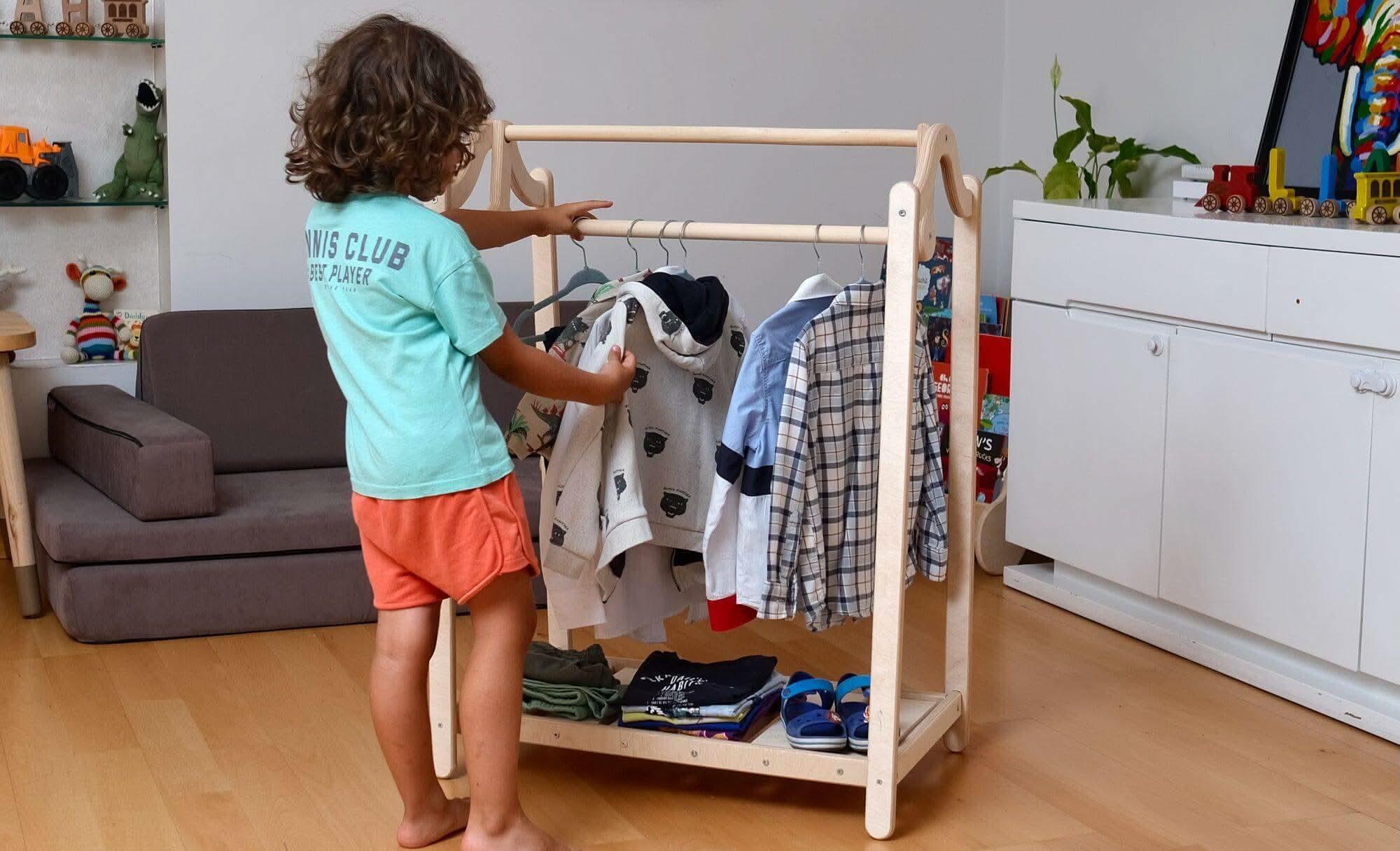 Montessori Wooden Kids Clothing Rack - BIG FRENCHIES