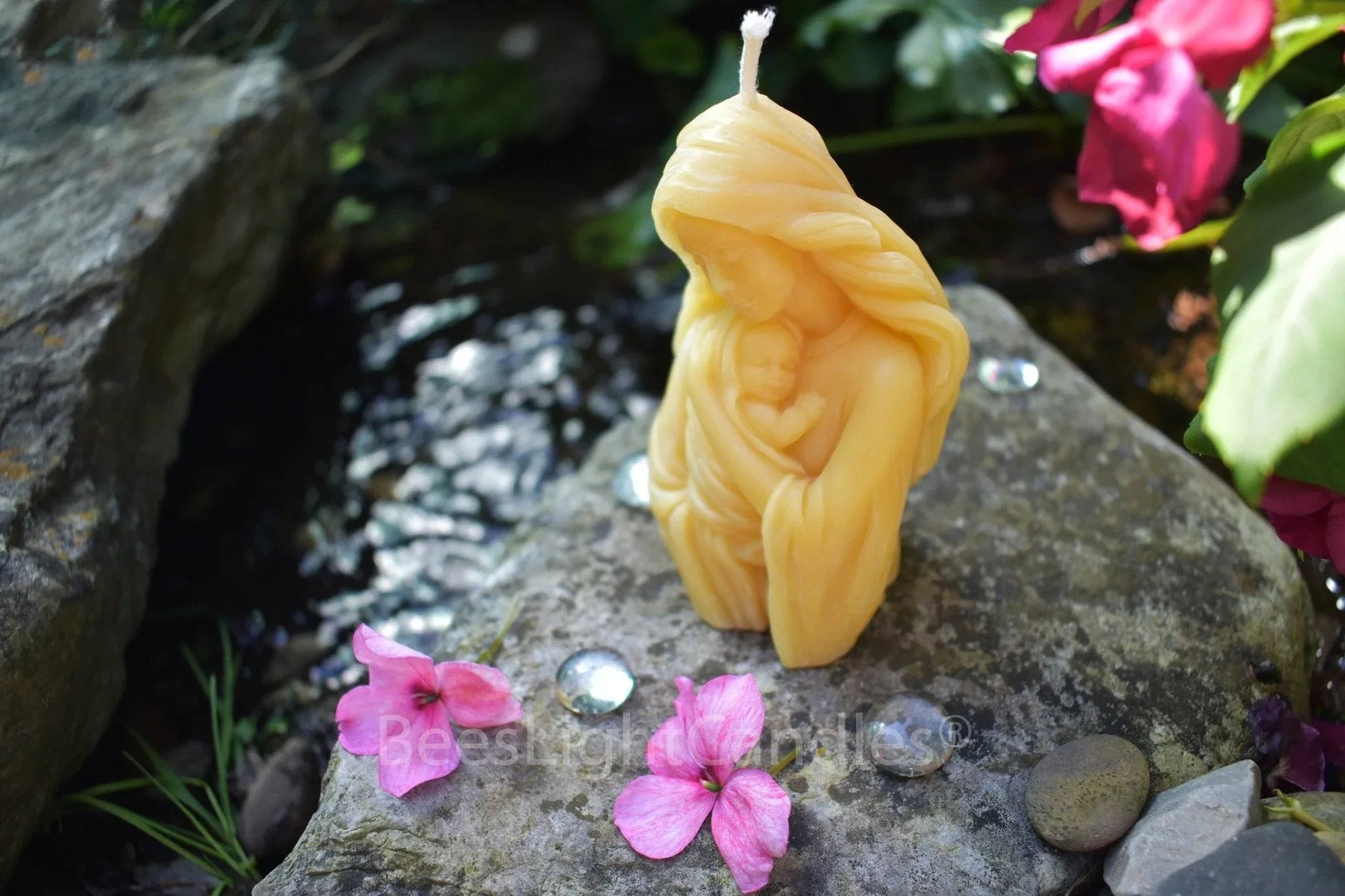 Mother with Child Beeswax Candle - BIG FRENCHIES