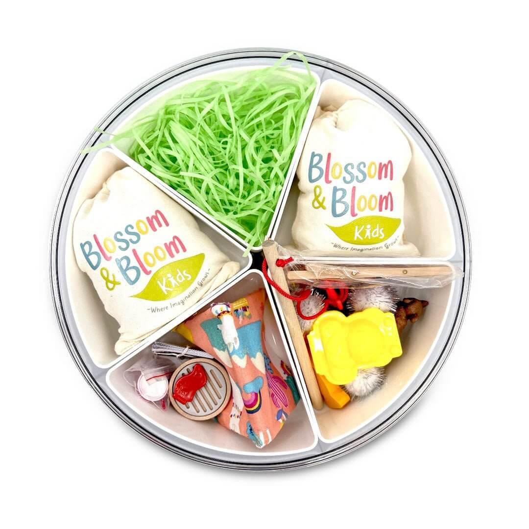 Outdoor Explorer, Play Set with Kinetic Sand - BIG FRENCHIES