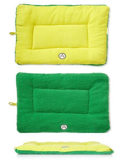 Pet Life ® 'Eco-Paw' Reversible Eco-Friendly Recyclabled Polyfill Fashion Designer Pet Dog Bed Mat Lounge - BIG FRENCHIES