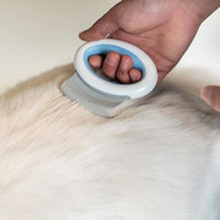 Pet Life ® 'Knuckler' Handheld Travel Flexible Grooming Pet Rake Comb - BIG FRENCHIES