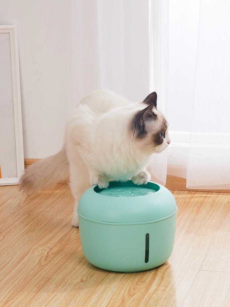 Pet Life ® 'Moda-Pure' Ultra-Quite Filtered Dog and Cat Fountain Waterer - BIG FRENCHIES