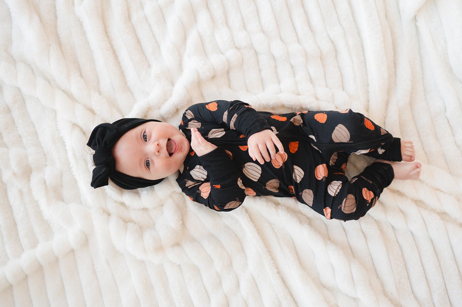 Pumpkins Black (Convertible Zip Footies) - BIG FRENCHIES