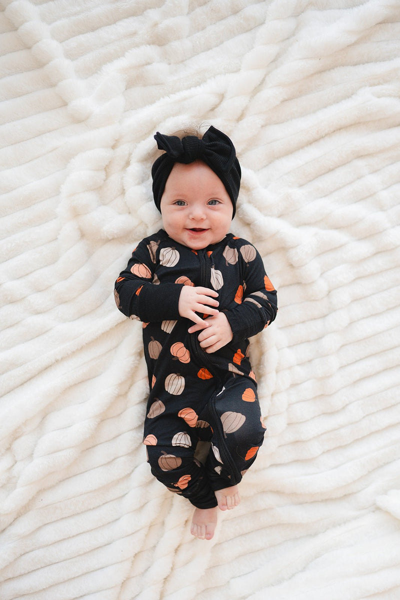 Pumpkins Black (Convertible Zip Footies) - BIG FRENCHIES