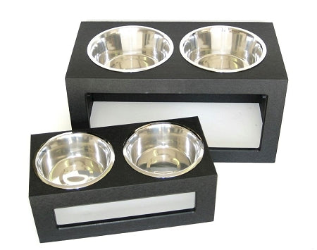 PetsStop Porchside Outdoor Diner, Small/White, Weatherproof Recycled Plastic Feeder with Two 1 Qt Bowls