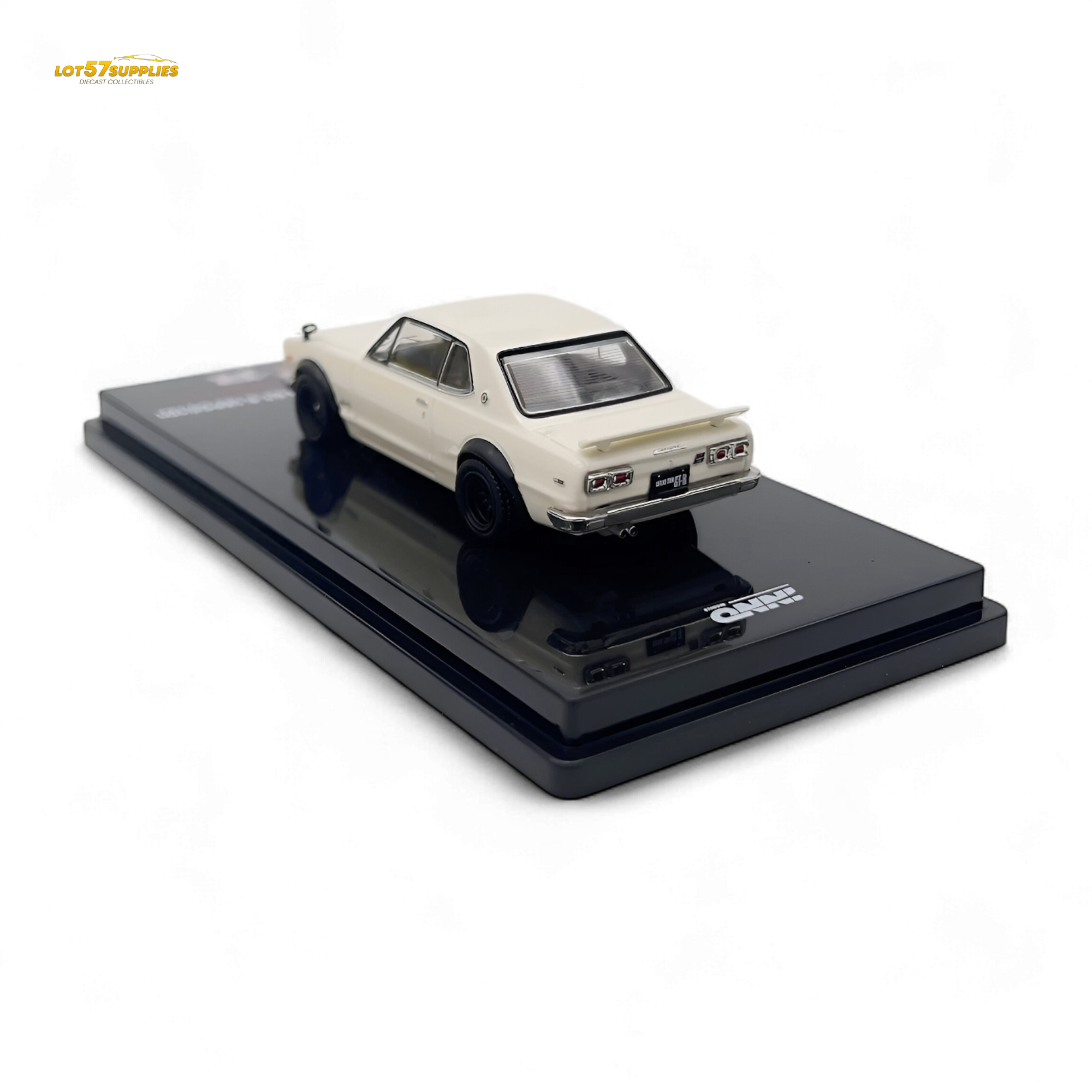 Inno64 Nissan Skyline 2000 GT-R KPGC10 White 1:64