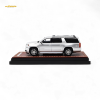 GOC Chevrolet Suburban 2015 Silver 1:64