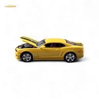FineWorks64 Chevrolet Camaro Bumblebee Yellow 1:64