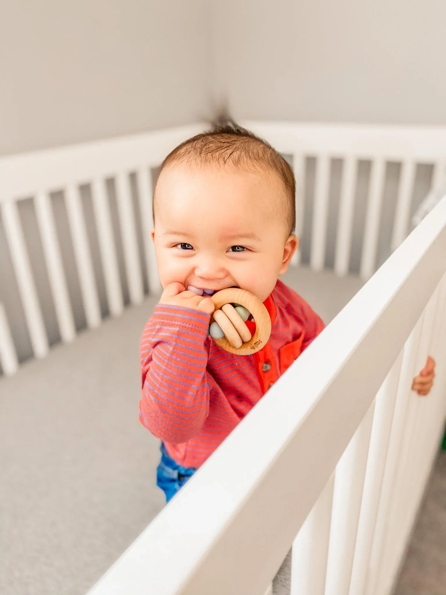 Saturn Ring Wooden Baby Teether - BIG FRENCHIES