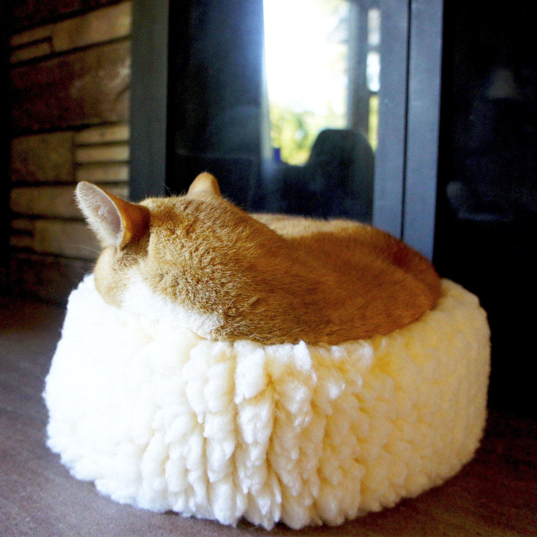 HuggleFleece® HuggleSnuggler™ Cat & Dog Beds - BIG FRENCHIES