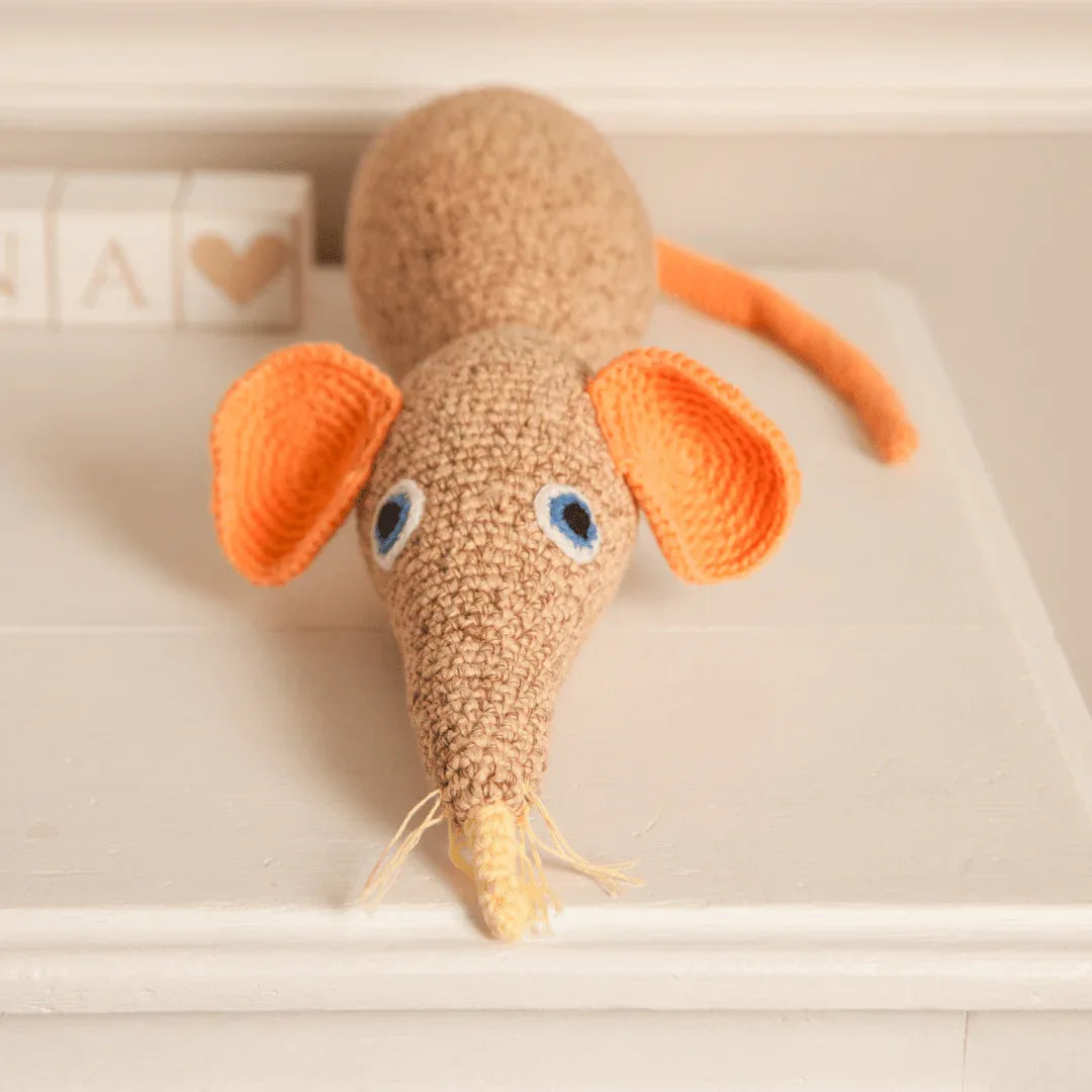 Squeaky the Mouse-honey - BIG FRENCHIES