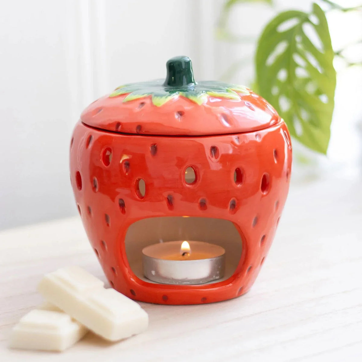 Strawberry Oil Burner - BIG FRENCHIES