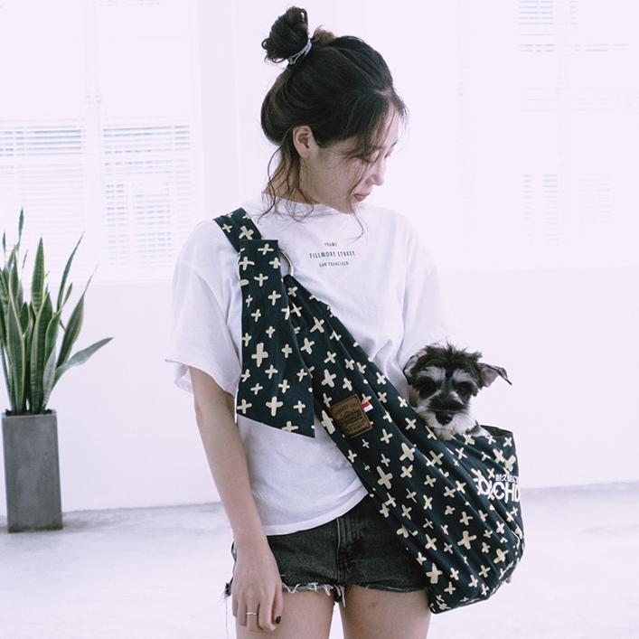 Touchdog 'Paw-Ease' Over-The-Shoulder Travel Sling Pet Carrier - BIG FRENCHIES