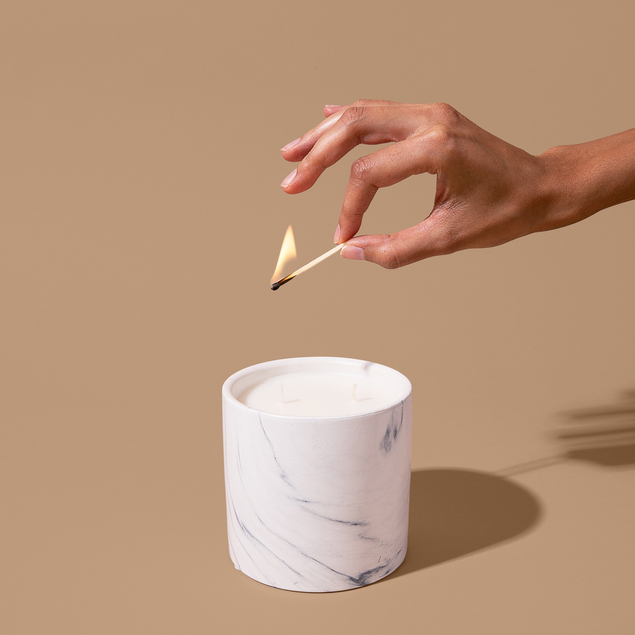 Natural Peppermint White Marble Candle 17oz