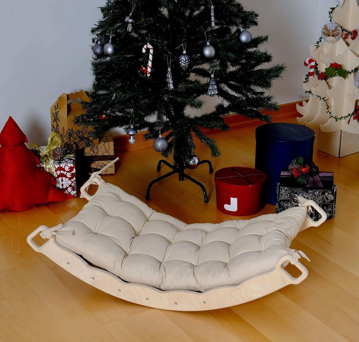 XL Wooden Balance Board for Toddlers Montessori Balance Toy with Pillow - BIG FRENCHIES